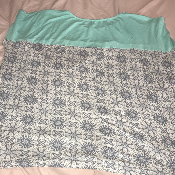 Short sleeve blouse - Picture 3 of 3